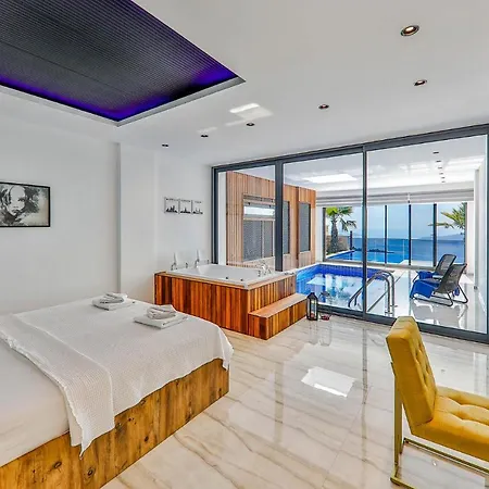Sleeps 4 With Pool Air Con And Wifi Willa Kalkan